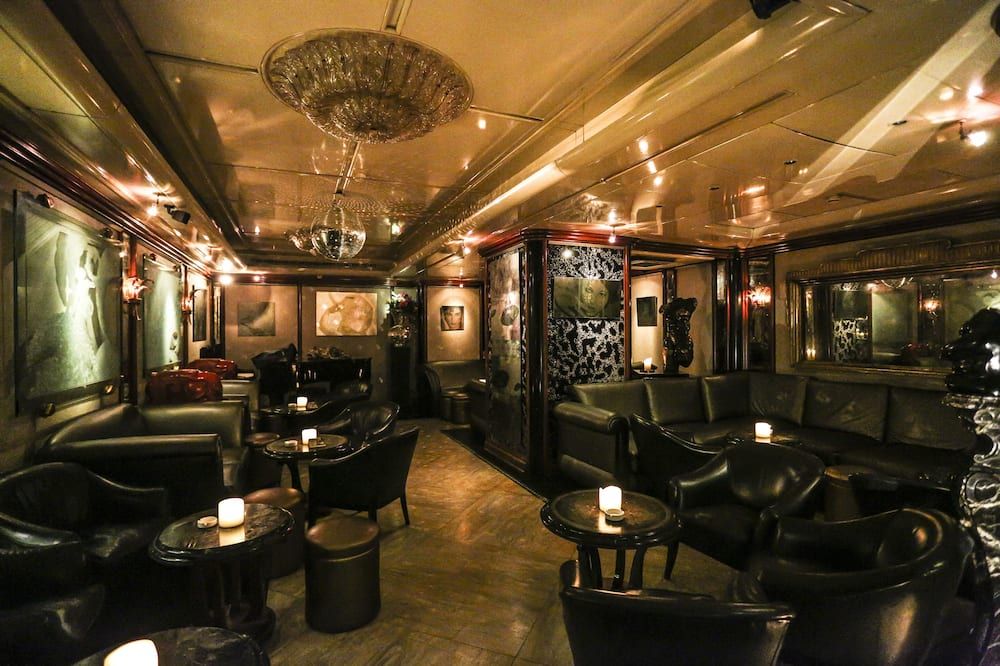 Salon