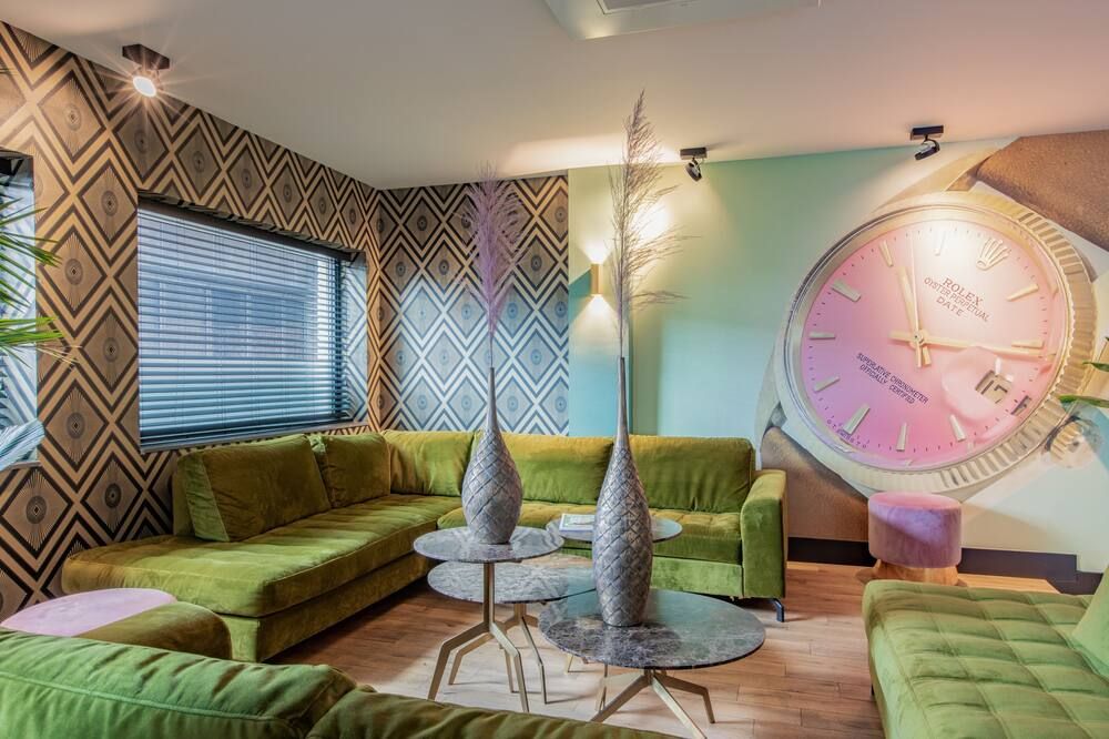 Salon