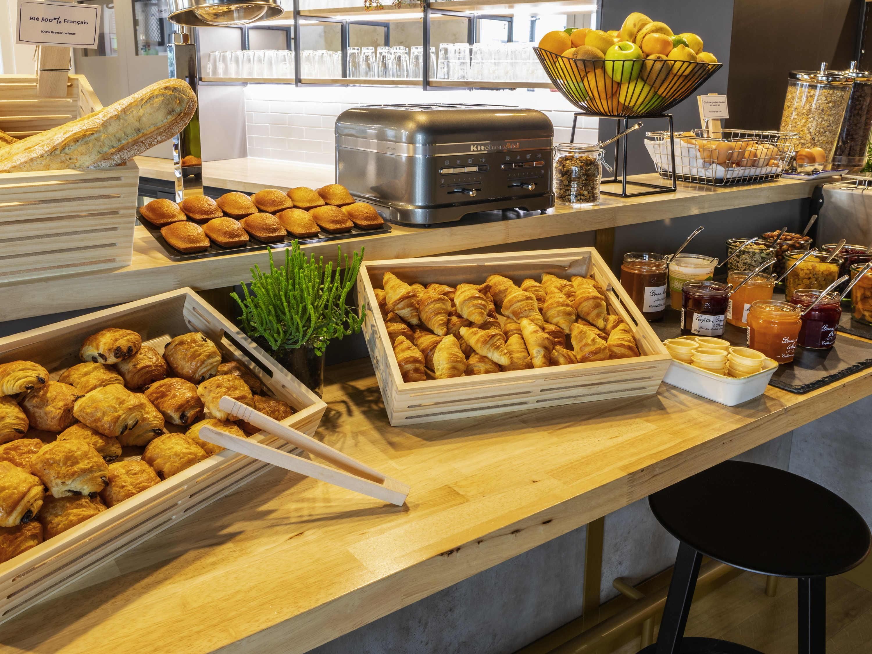 Buffet Photo