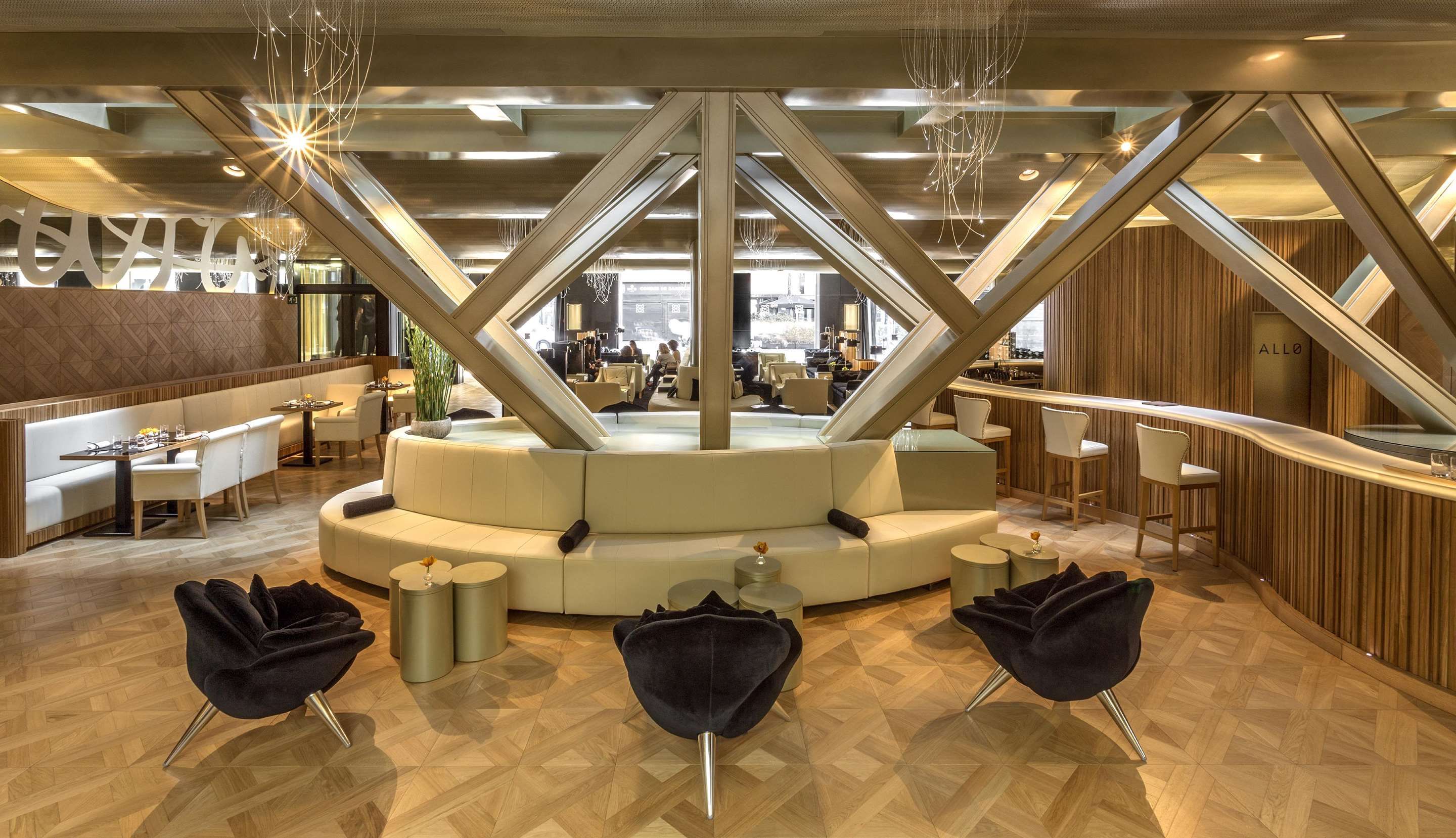 Salon