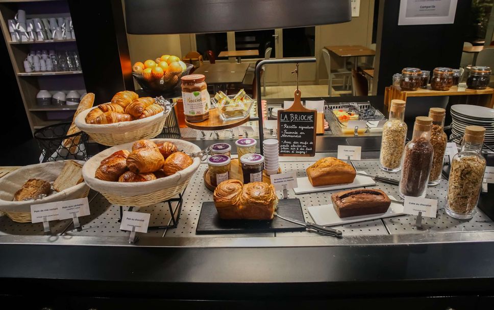 Buffet Photo