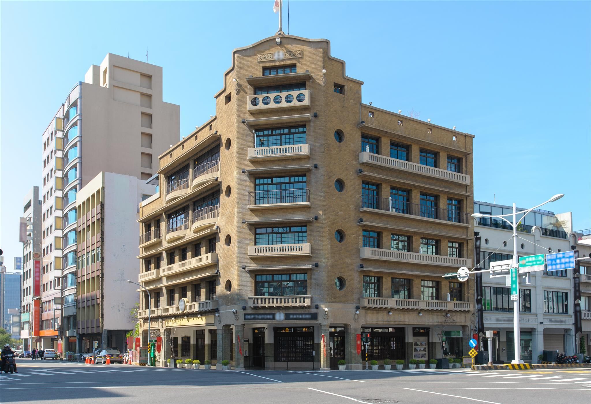 Bâtiment