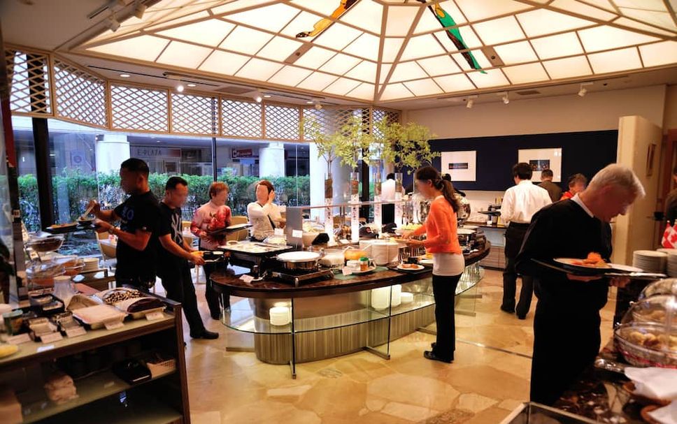 Buffet Photo