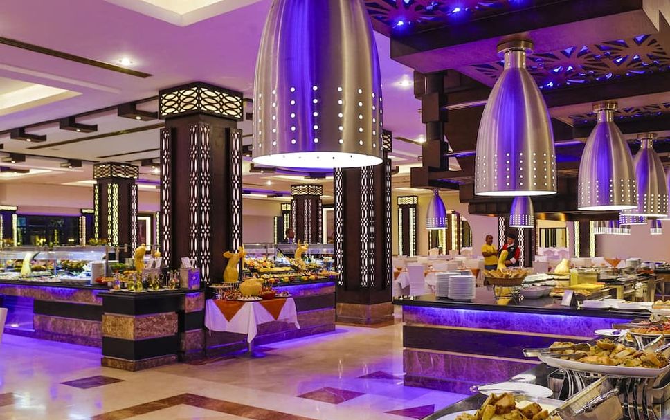 Buffet Photo