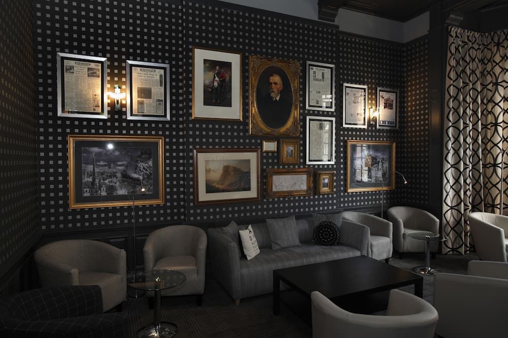 Salon