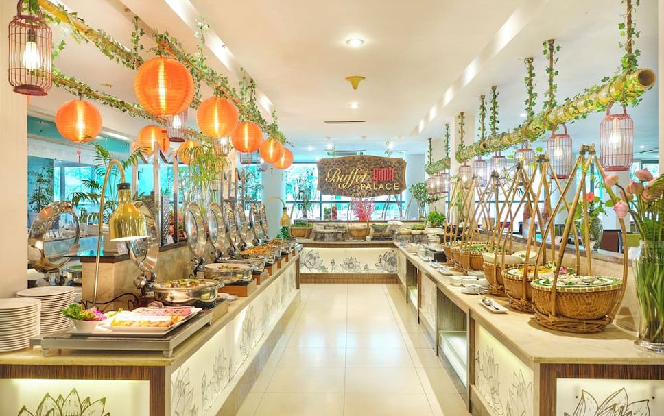 Buffet Photo
