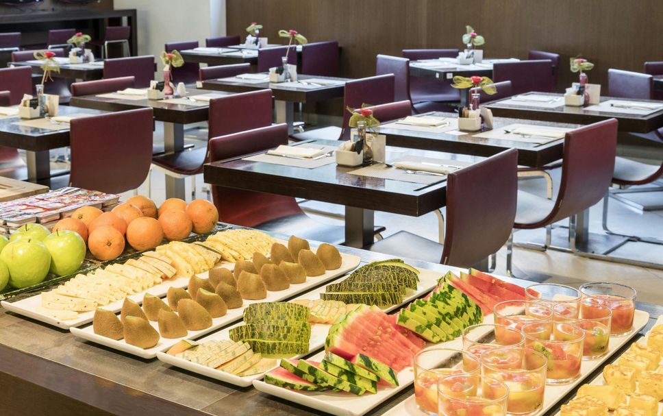 Buffet Photo