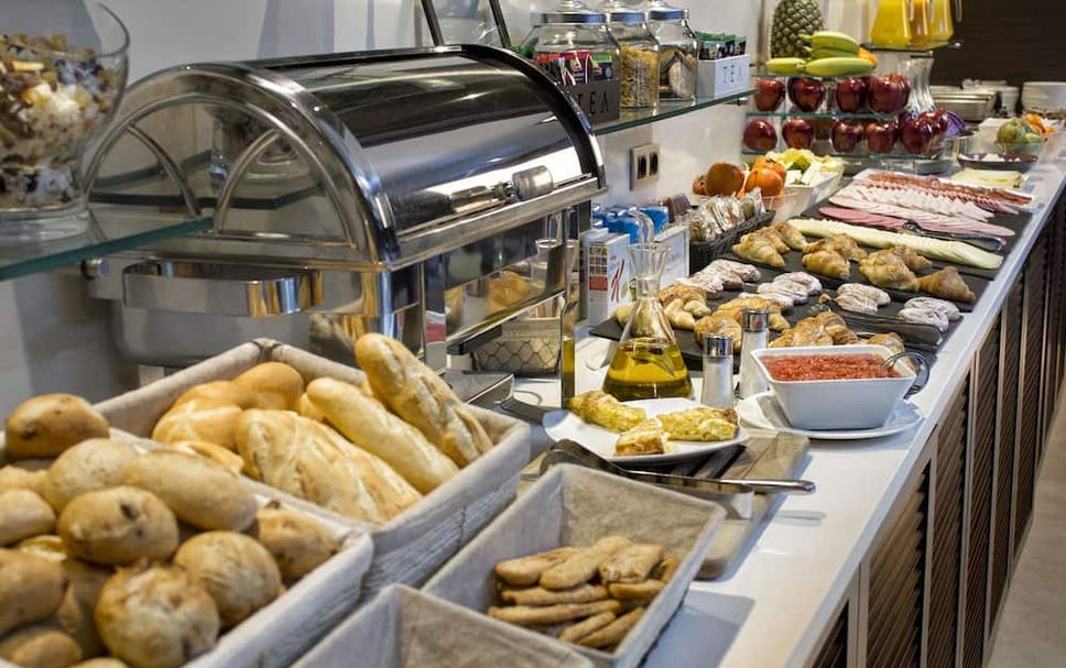 Buffet Photo