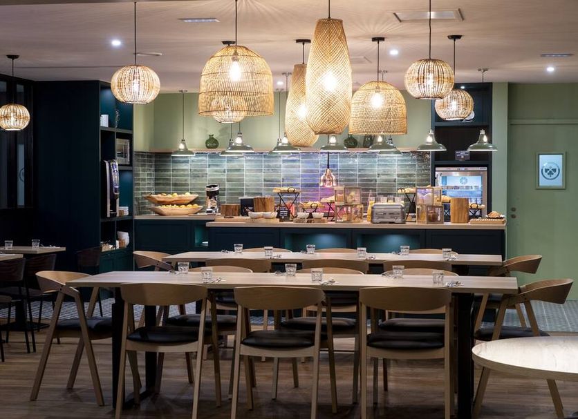 Restaurant Photo