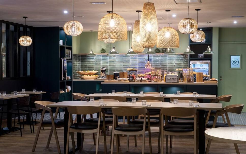 Restaurant Photo