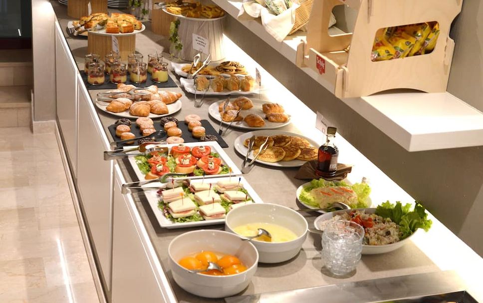 Buffet Photo