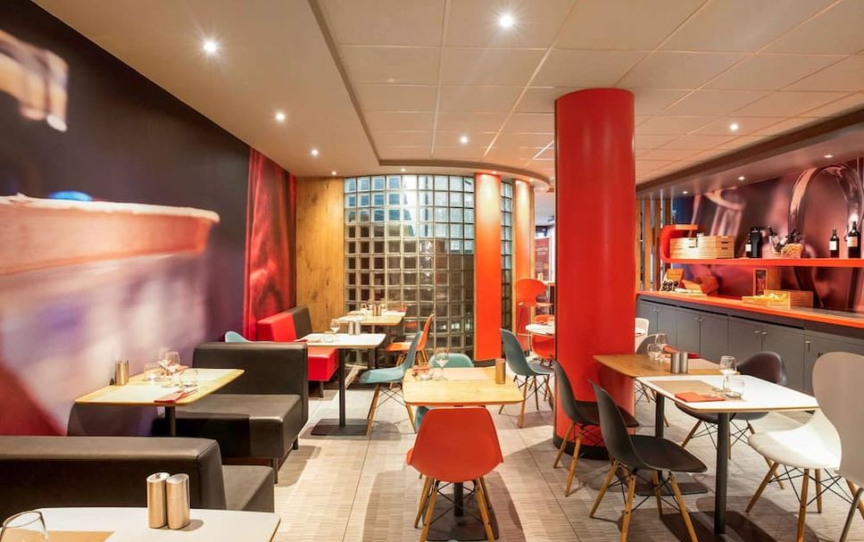 Restaurant Photo
