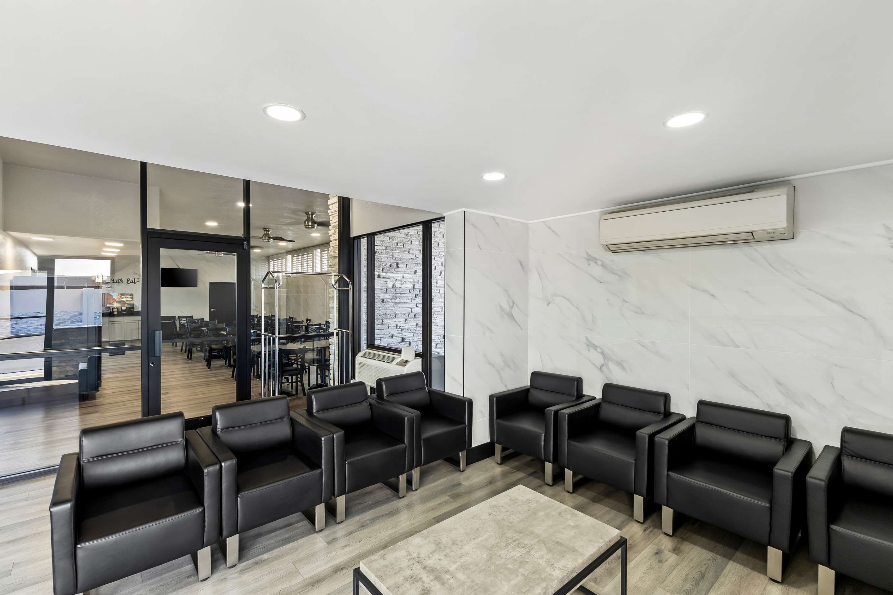 Salon