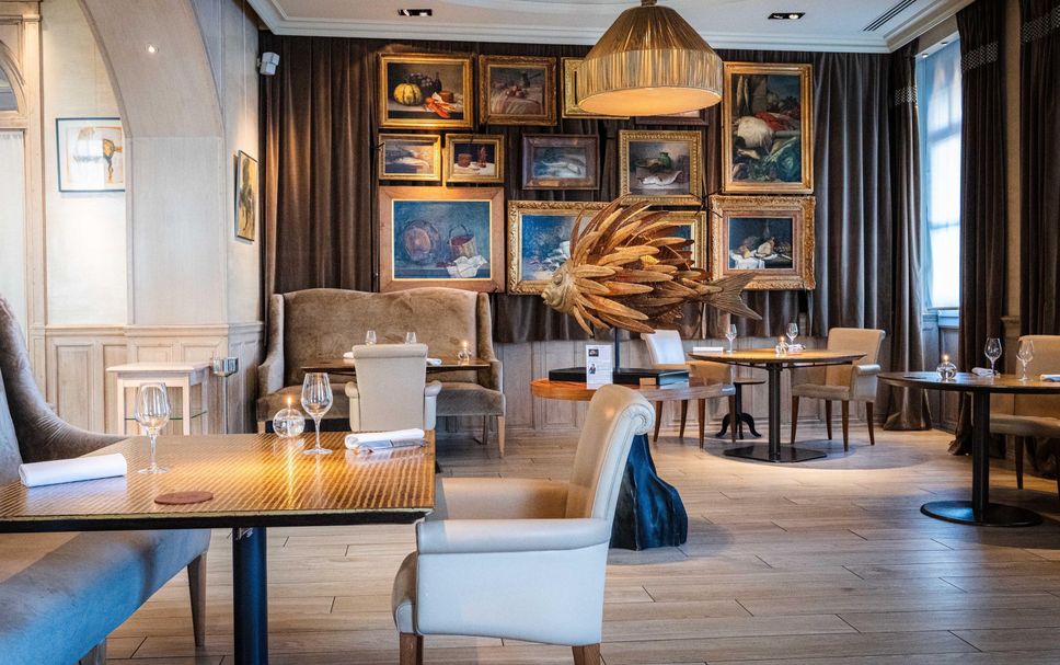 Restaurant Photo