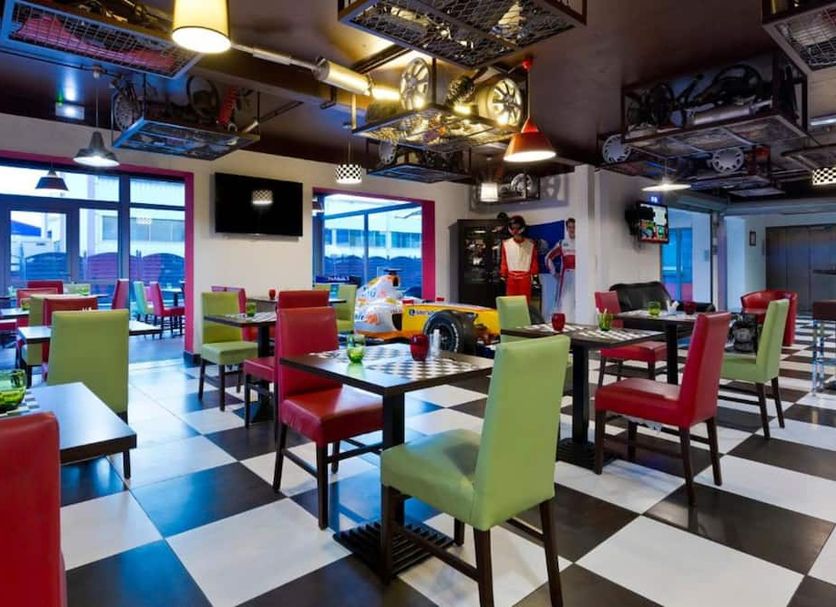 Restaurant Photo