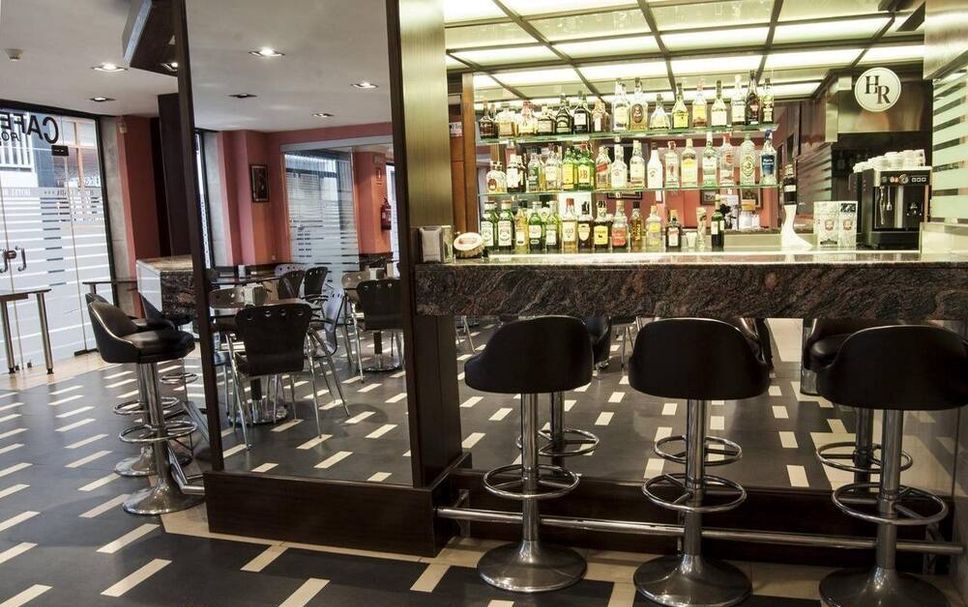Bar Photo
