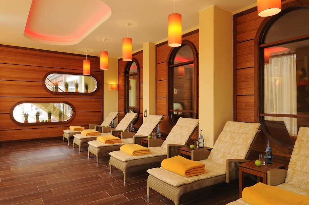Salon