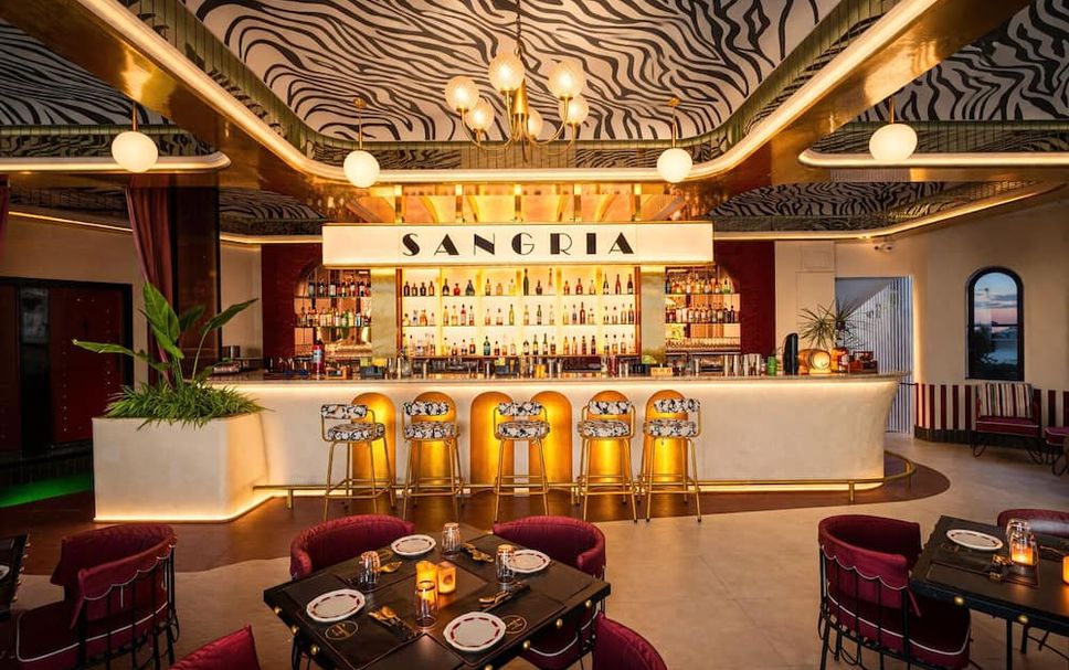 Bar Photo