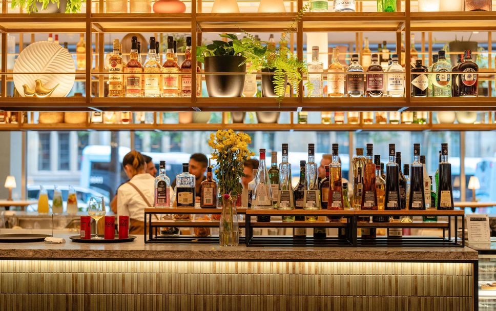 Bar Photo