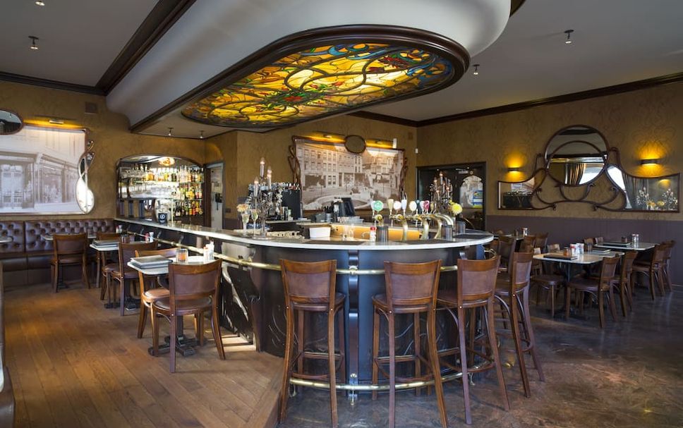 Bar Photo
