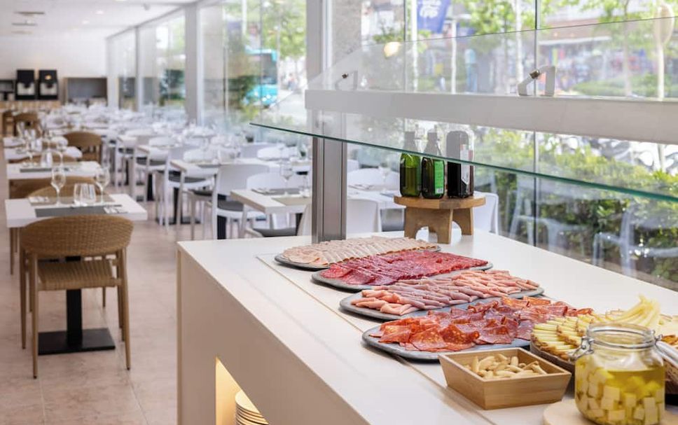 Buffet Photo