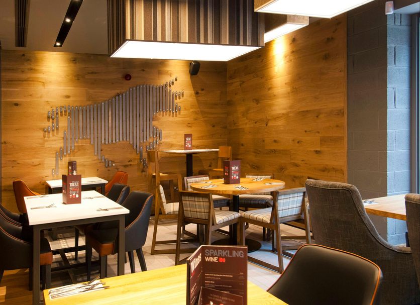 Restaurant Photo