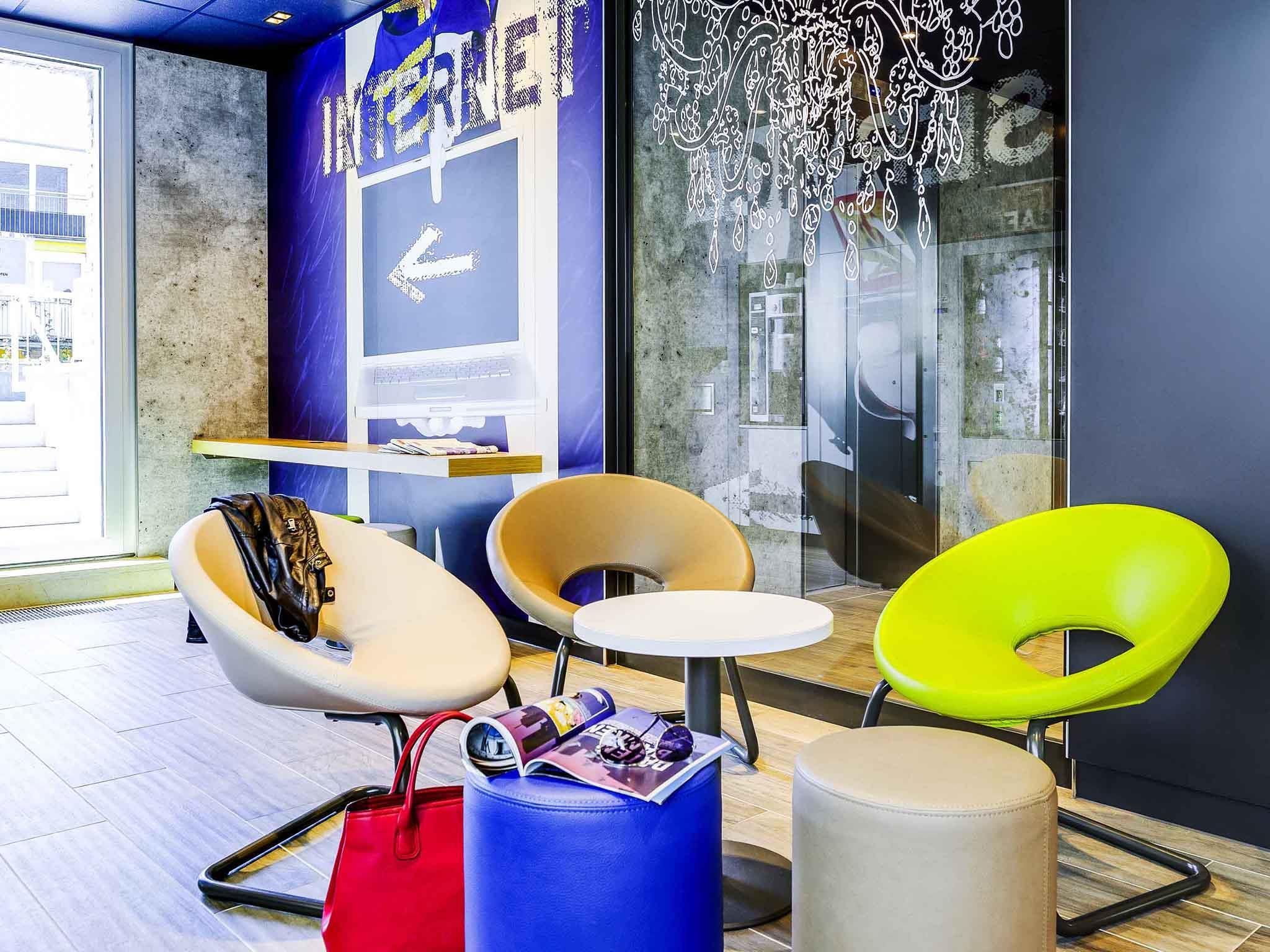 Salon