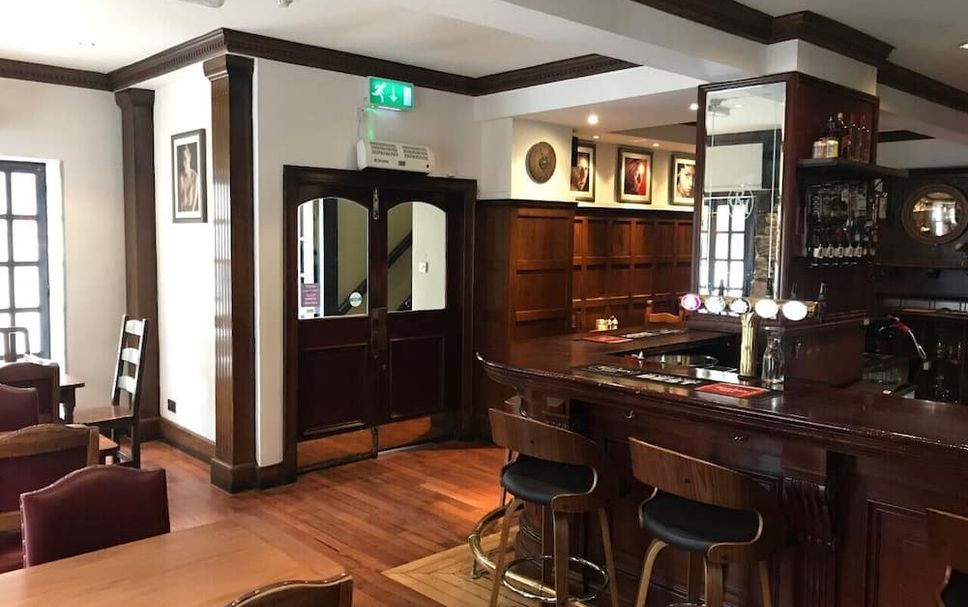 Bar Photo
