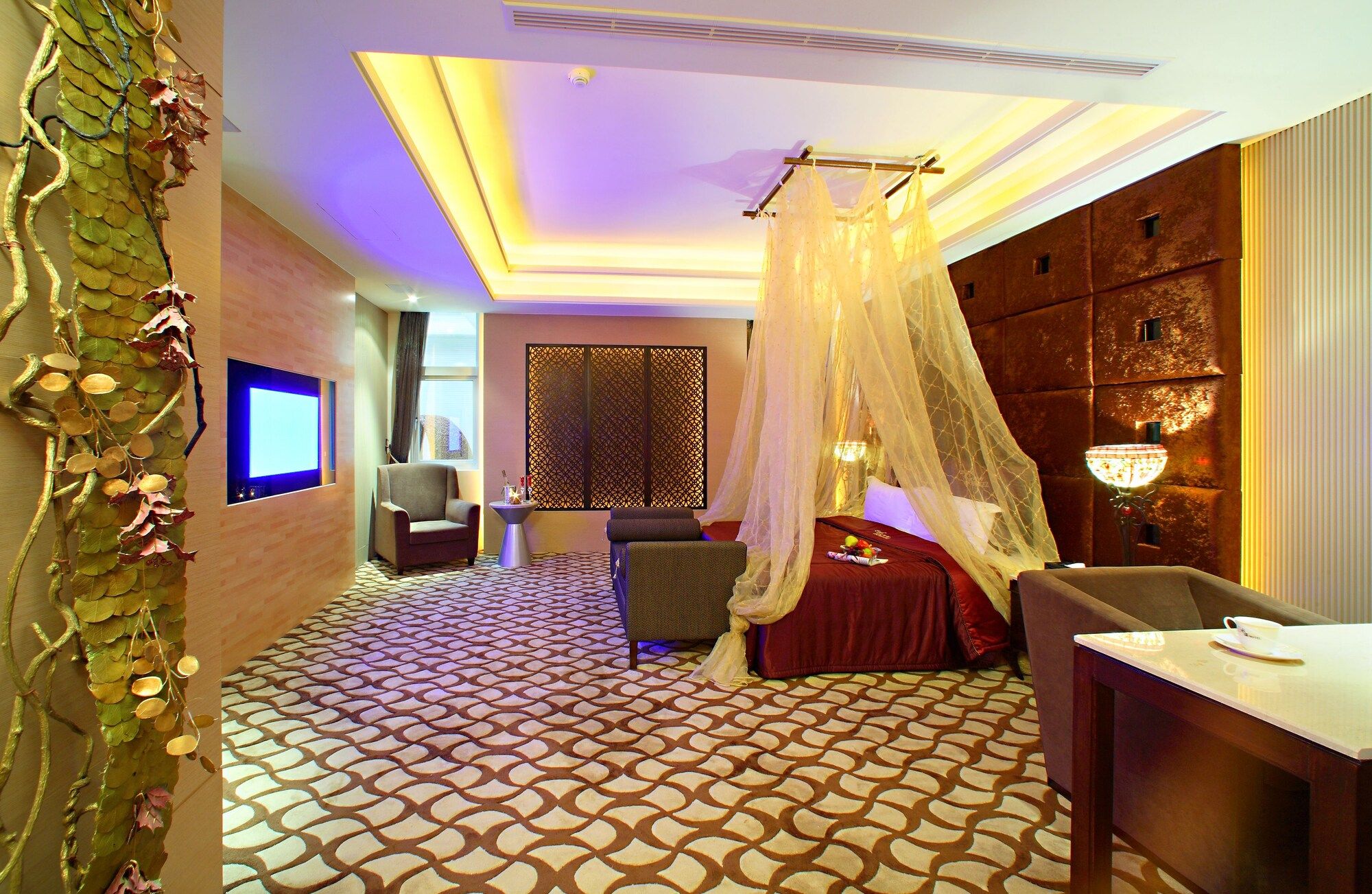 Salon