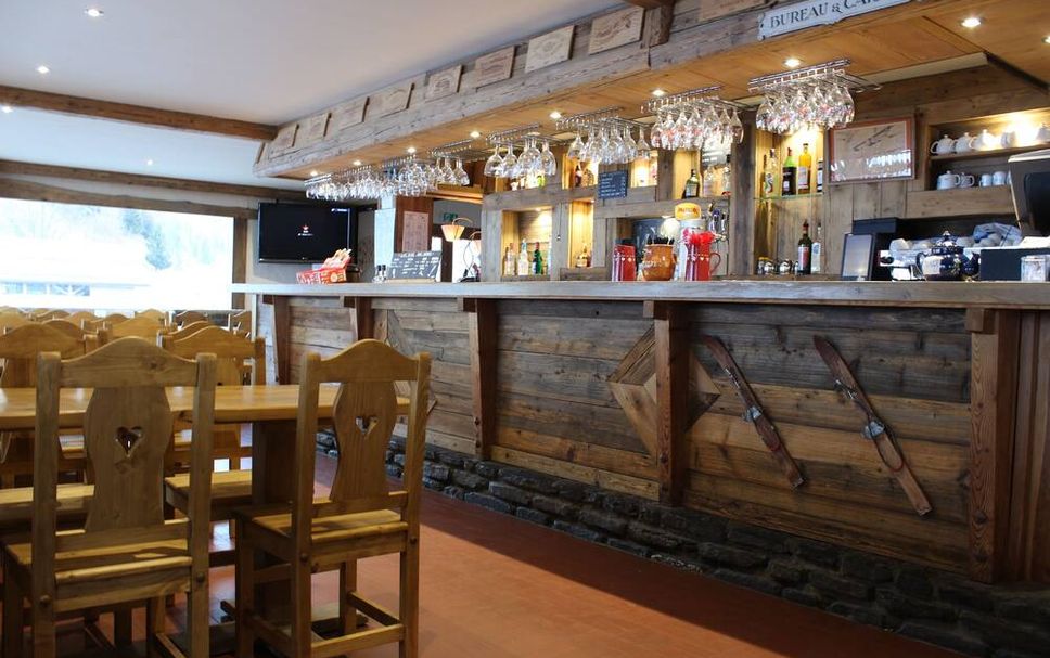 Bar Photo