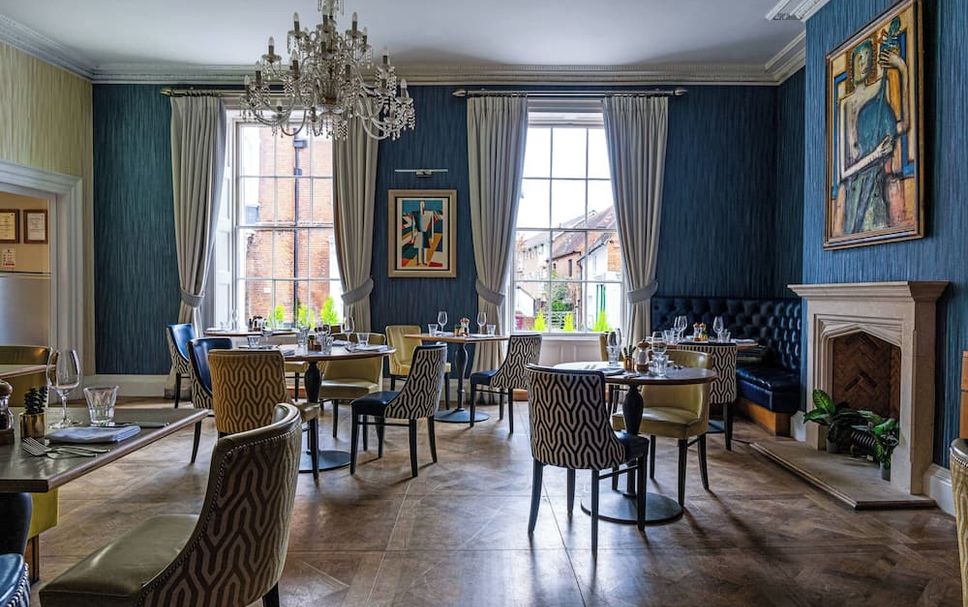 Restaurant Photo