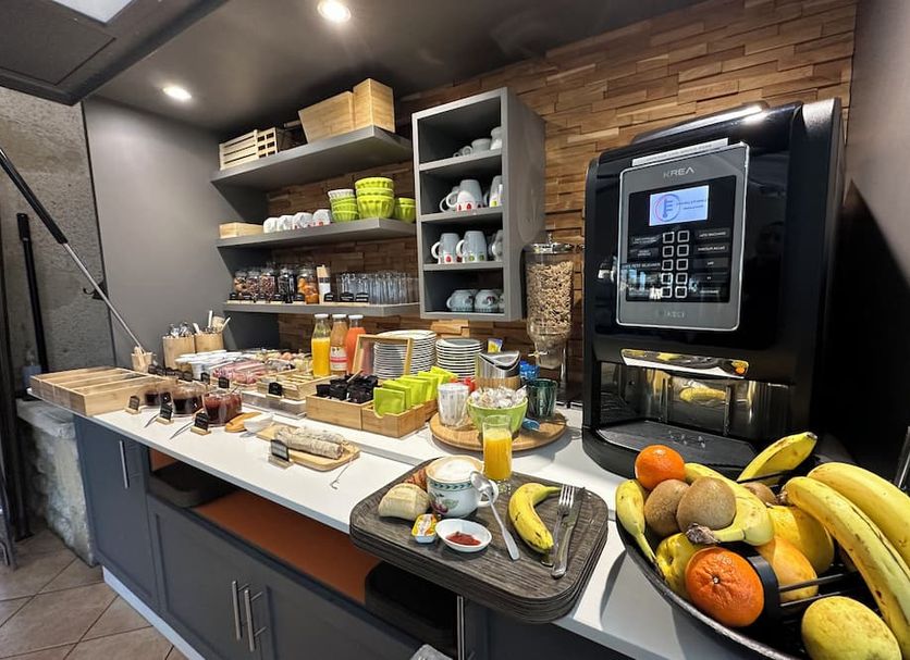 Buffet Photo