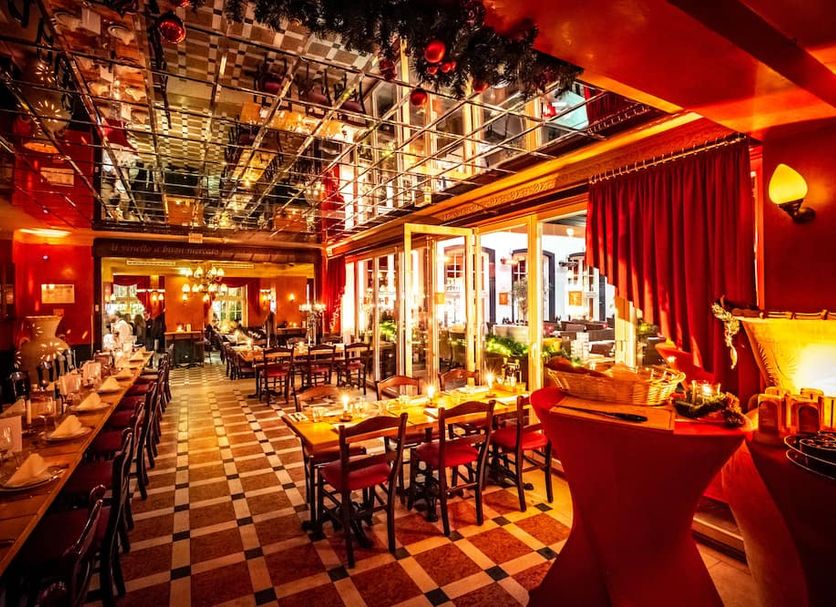 Restaurant Photo