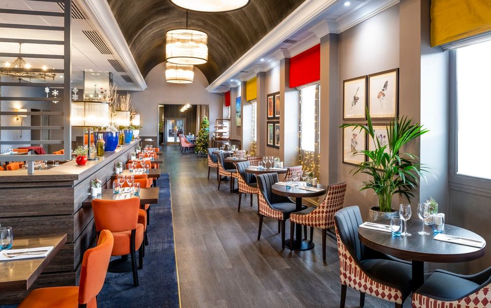 Restaurant Photo