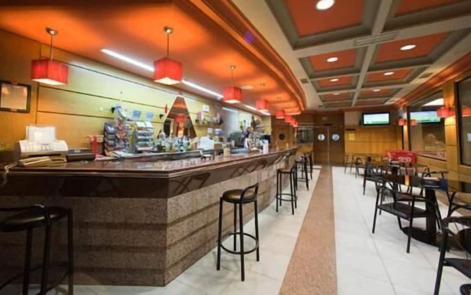 Bar Photo