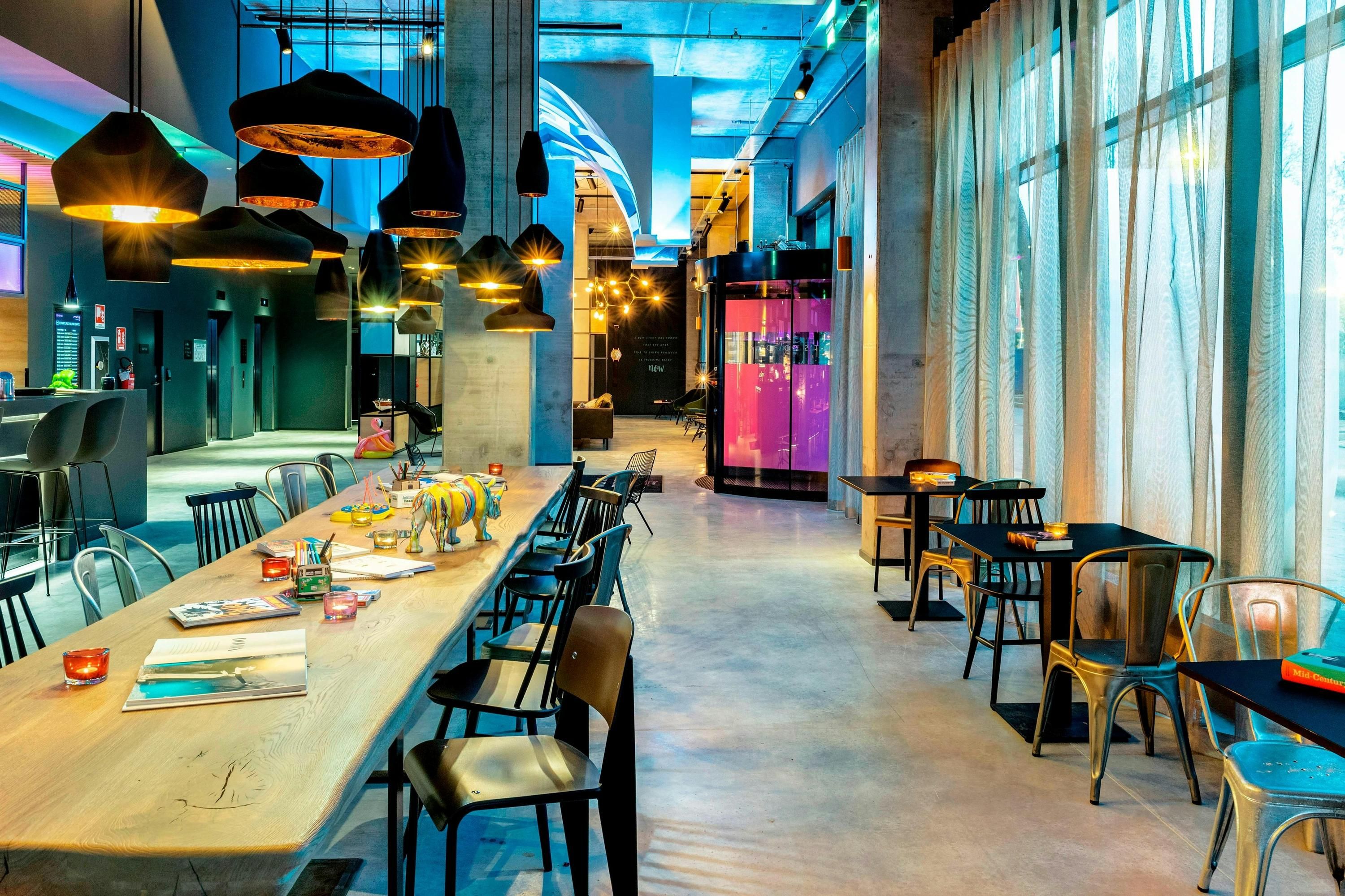 Restaurant Photo