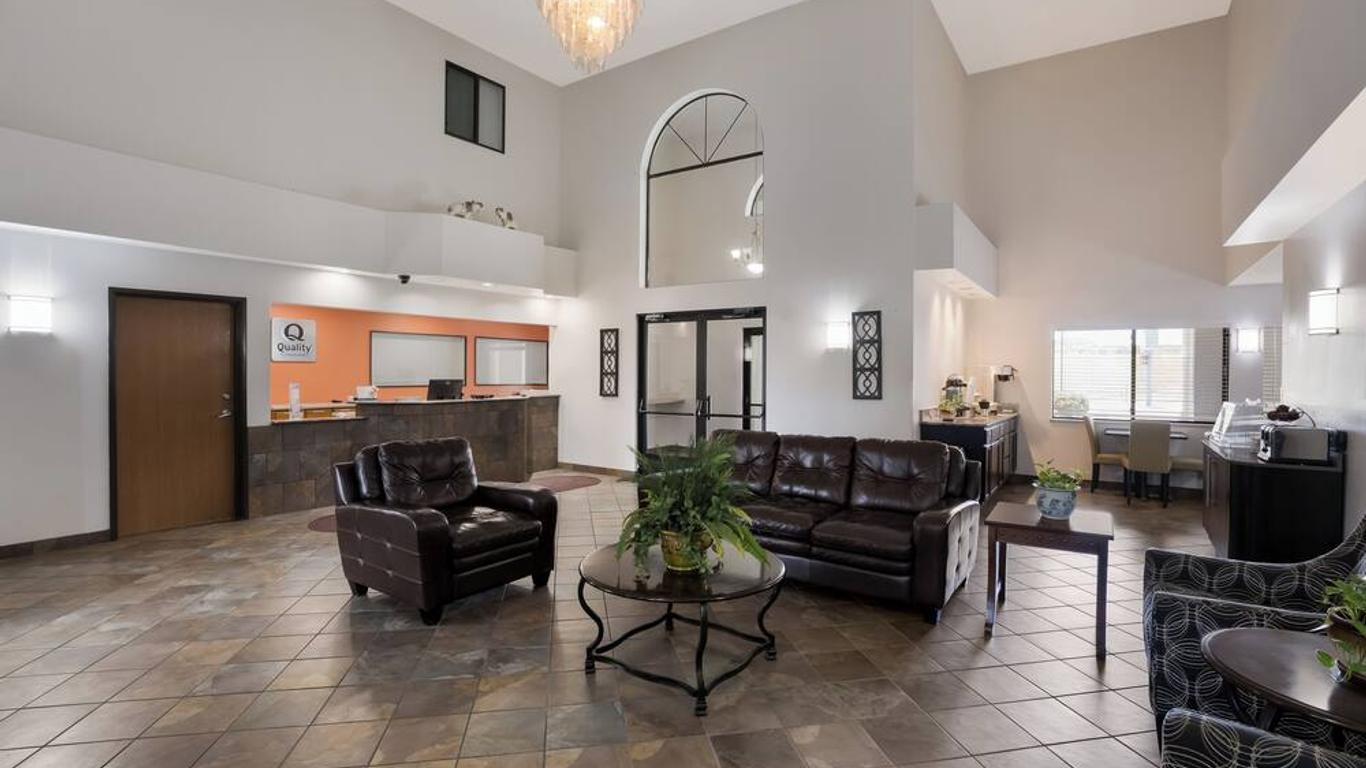 Quality Inn & Suites