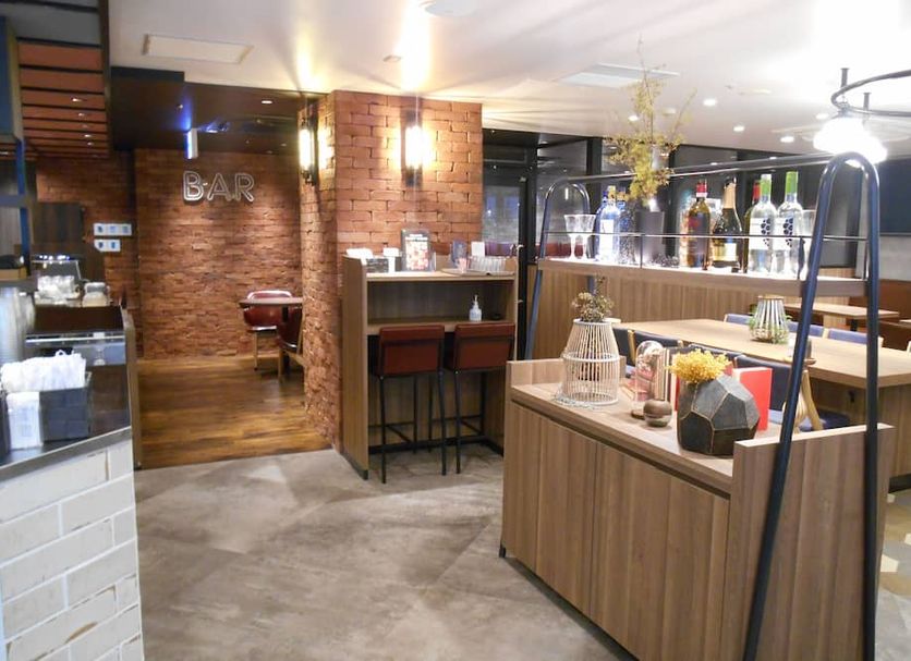 Bar Photo