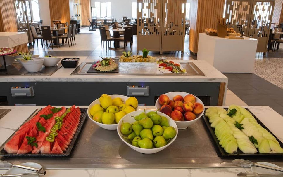 Buffet Photo