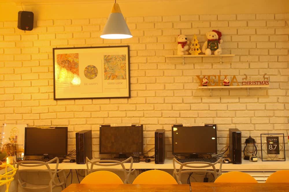 Salon