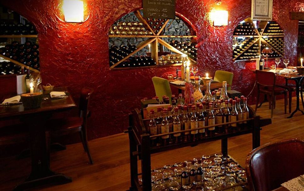 Bar Photo