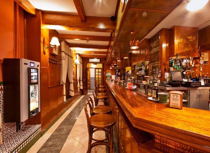 Bar Photo
