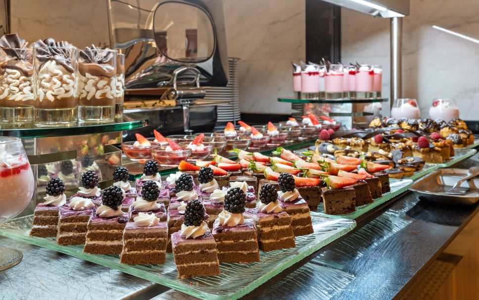 Buffet Photo