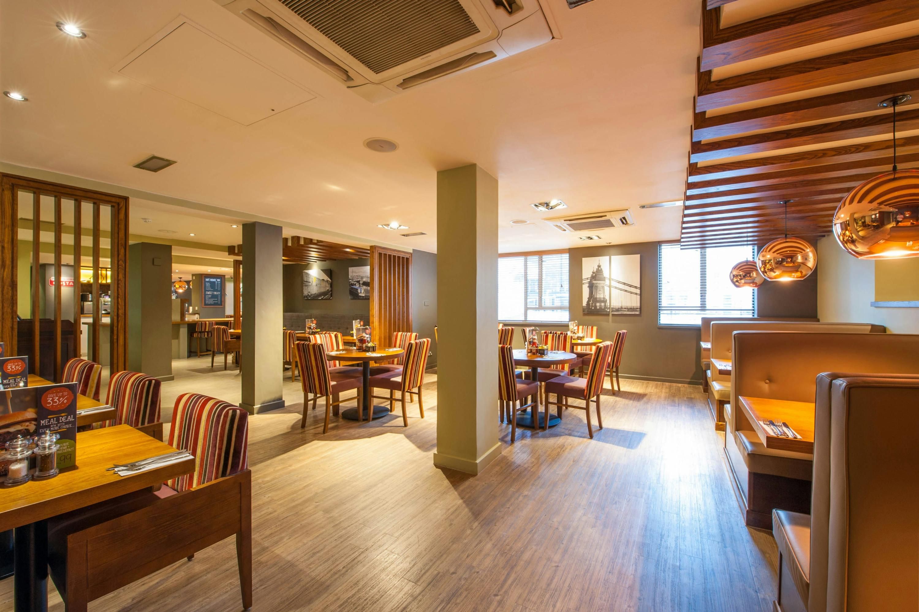 Restaurant Photo