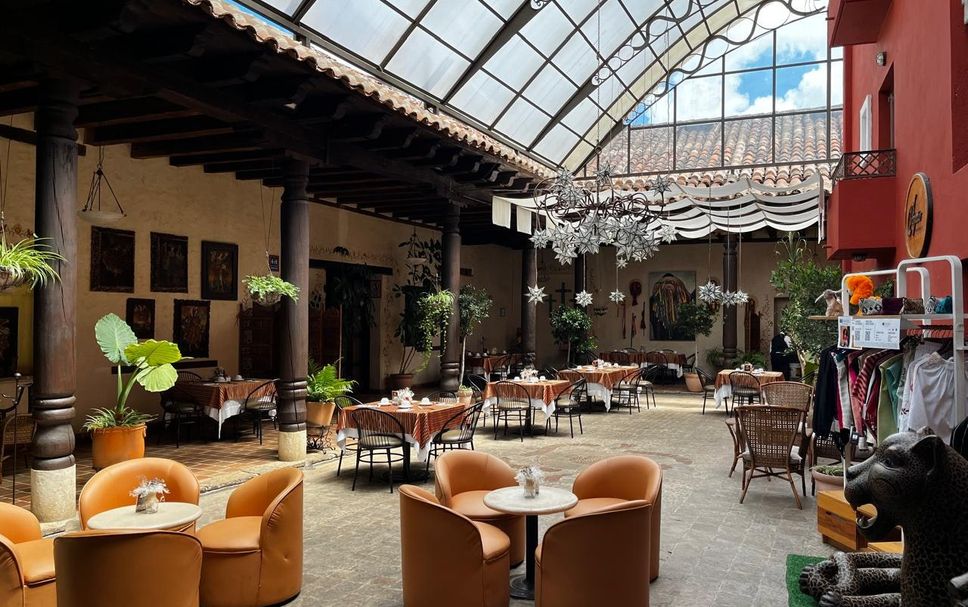 Restaurant Photo