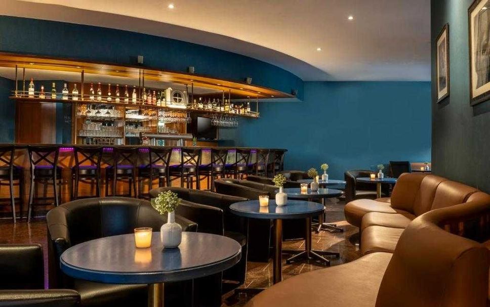 Bar Photo