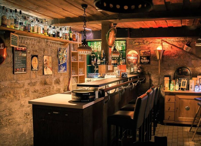 Bar Photo