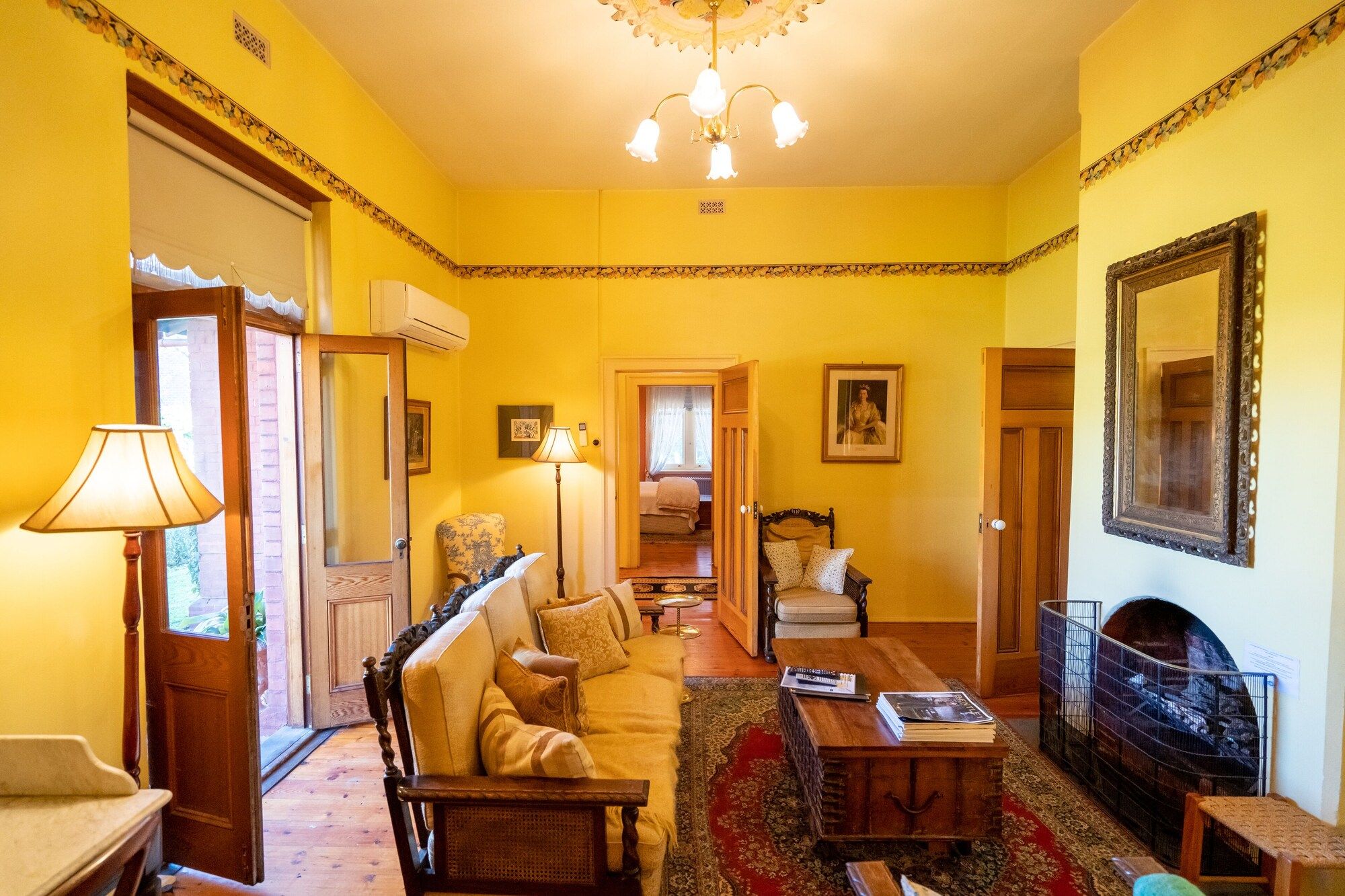 Salon