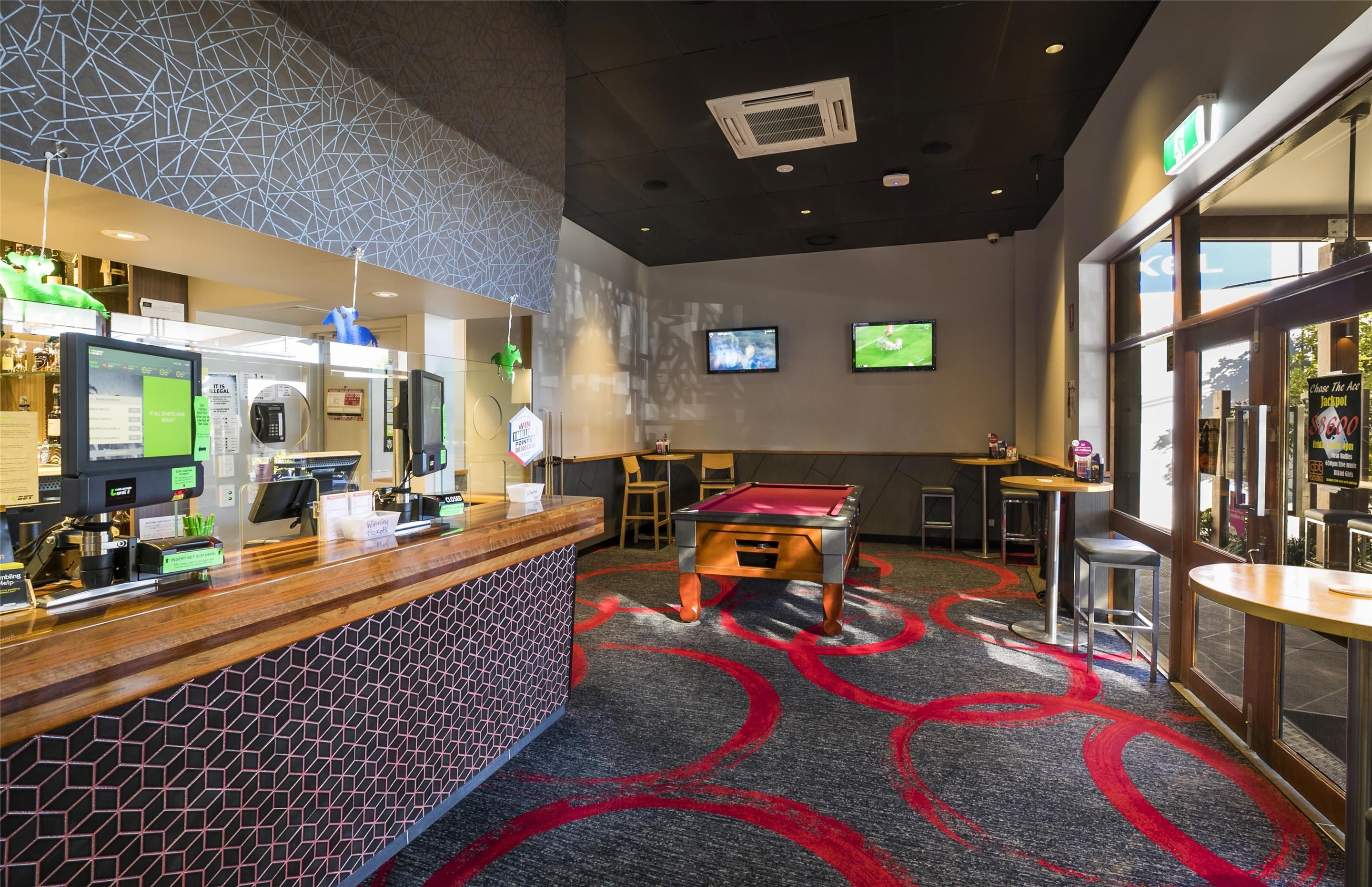 Bar
