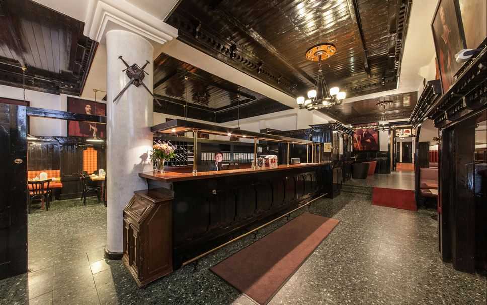 Bar Photo